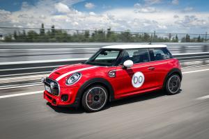 Mini John Cooper Works Challenge Edition 2020 года  (IT)